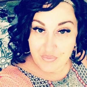 Meet your Posher, Lacey